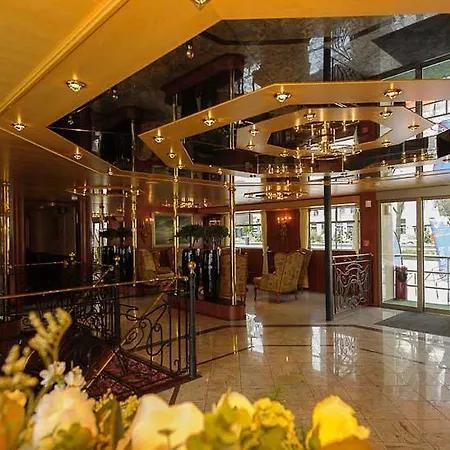 Knm Ms Switzerland Ii - Hotel