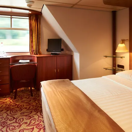 Knm Ms Switzerland Ii - Hotel