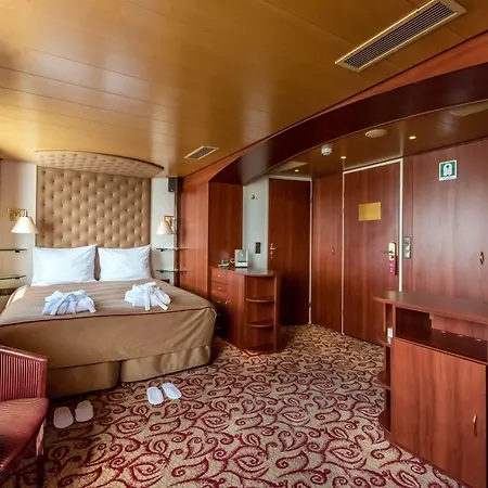 Knm Ms Switzerland Ii - Hotel 3*